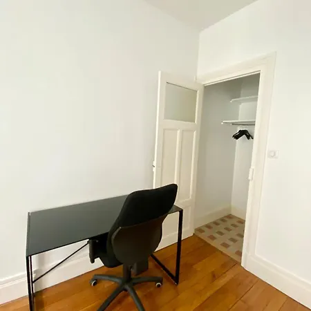 Centre Gare Parc Darcy Apartman *